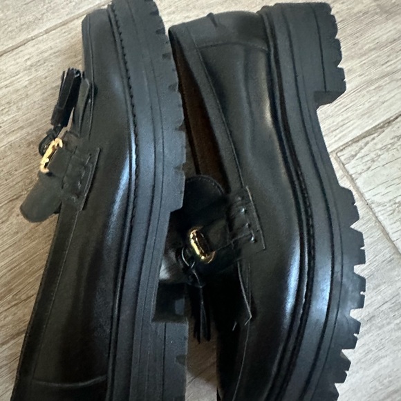 Sezane Amy Leather Loafers with Gold Accents - Picture 6 of 9